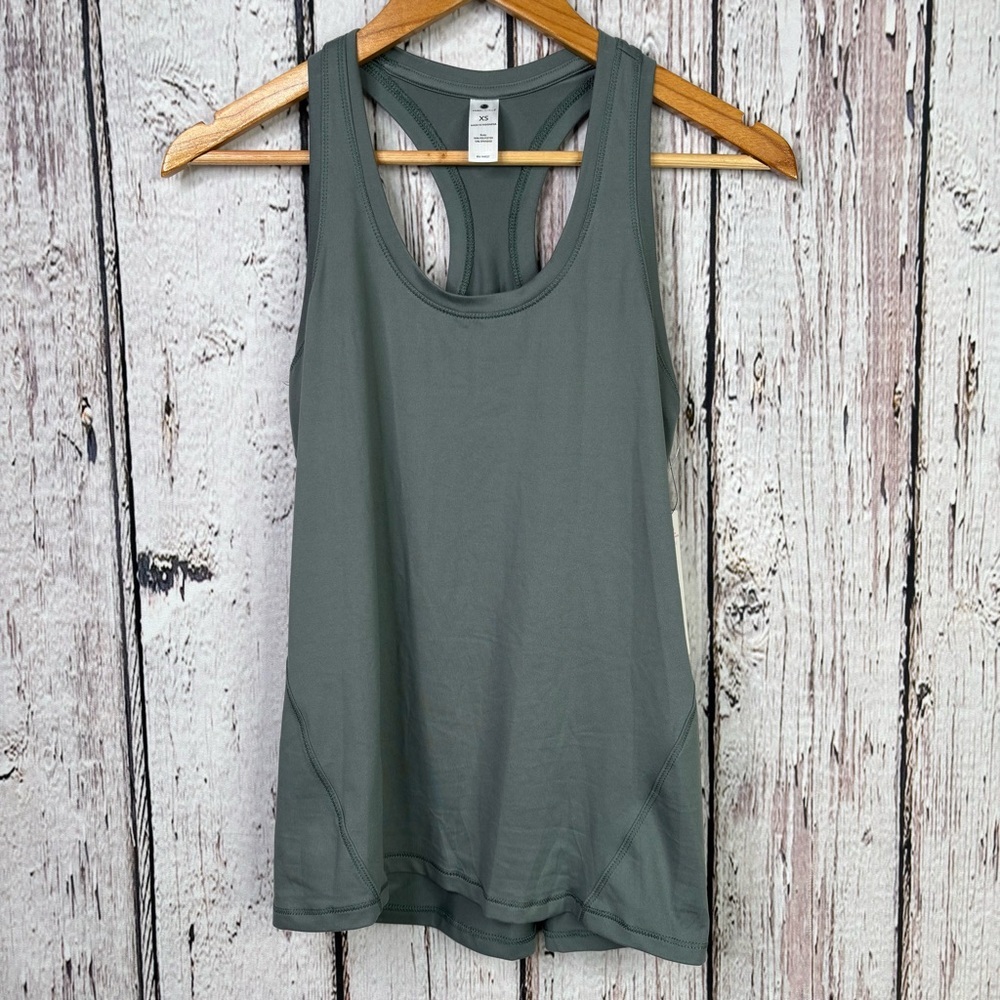 NWT NEW Yogalicious Racerback Tank Sage Green XS Lightweight Activewear Gym Yoga